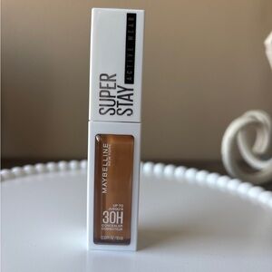 Maybelline Super Stay Active Wear Concealer